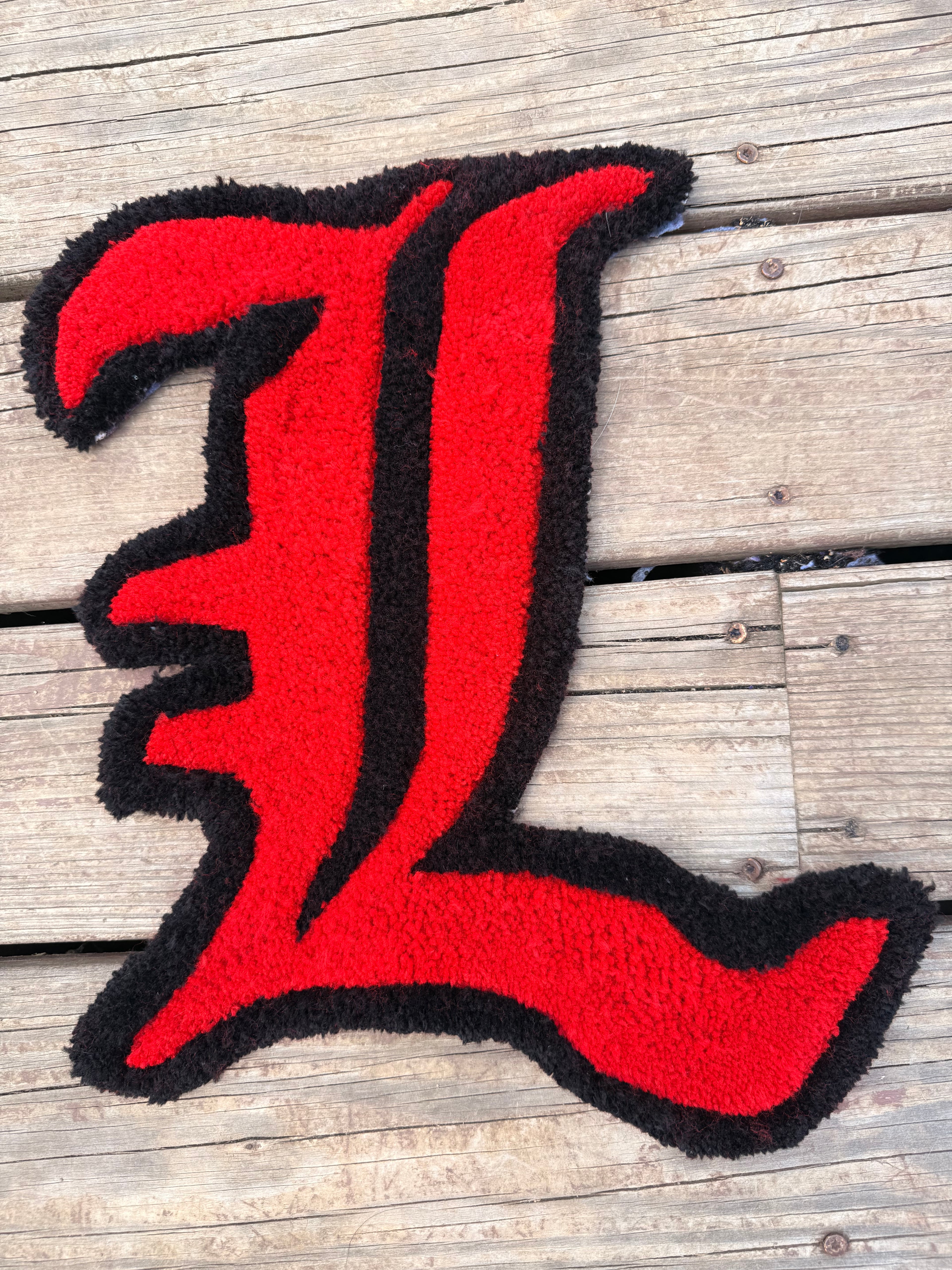 Custom Sports Logo Rug – Personalized 2 ft Tufted Team Rug
